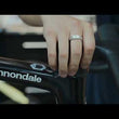 ギャラリービューアーでビデオを読み込んで再生する, Cannondale SuperSix EVOに適合するスペーサー